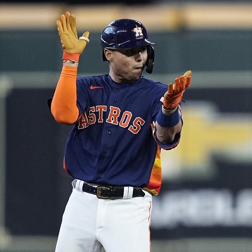 Alvarez homers again, Astros top Mariners 4-2, lead ALDS 2-0