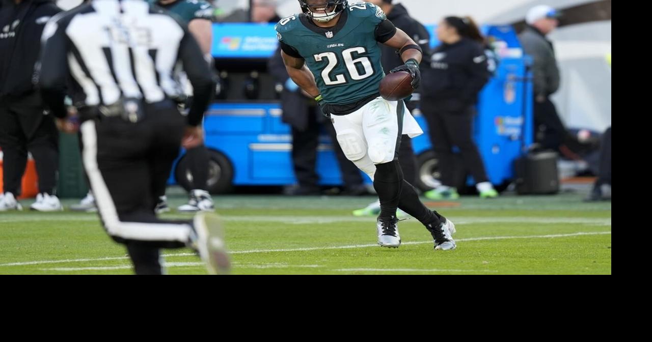 Saquon Barkley sets franchise rushing record in Eagles' 9th straight win, 22-16 over Panthers
