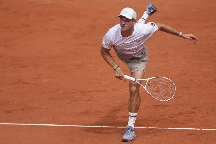 Tommy Paul keeps on truckin' at French Open after getting his repossessed vehicle back