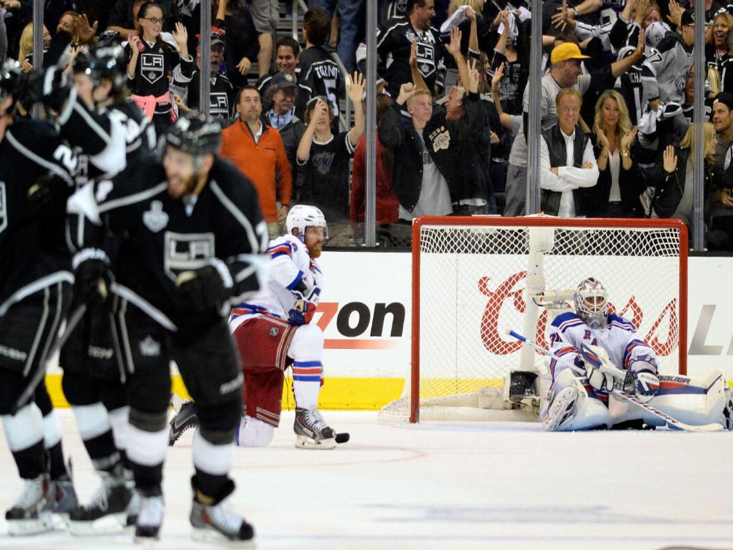 Kings win the Stanley Cup on Martinez's double-OT goal