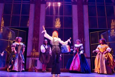 Theater Review: 'The Queen of Versailles' with Kristin Chenoweth gets lost in a Hall of Mirrors
