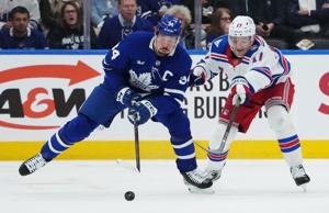 Auston Matthews scores in OT as Maple Leafs top Rangers 2-1