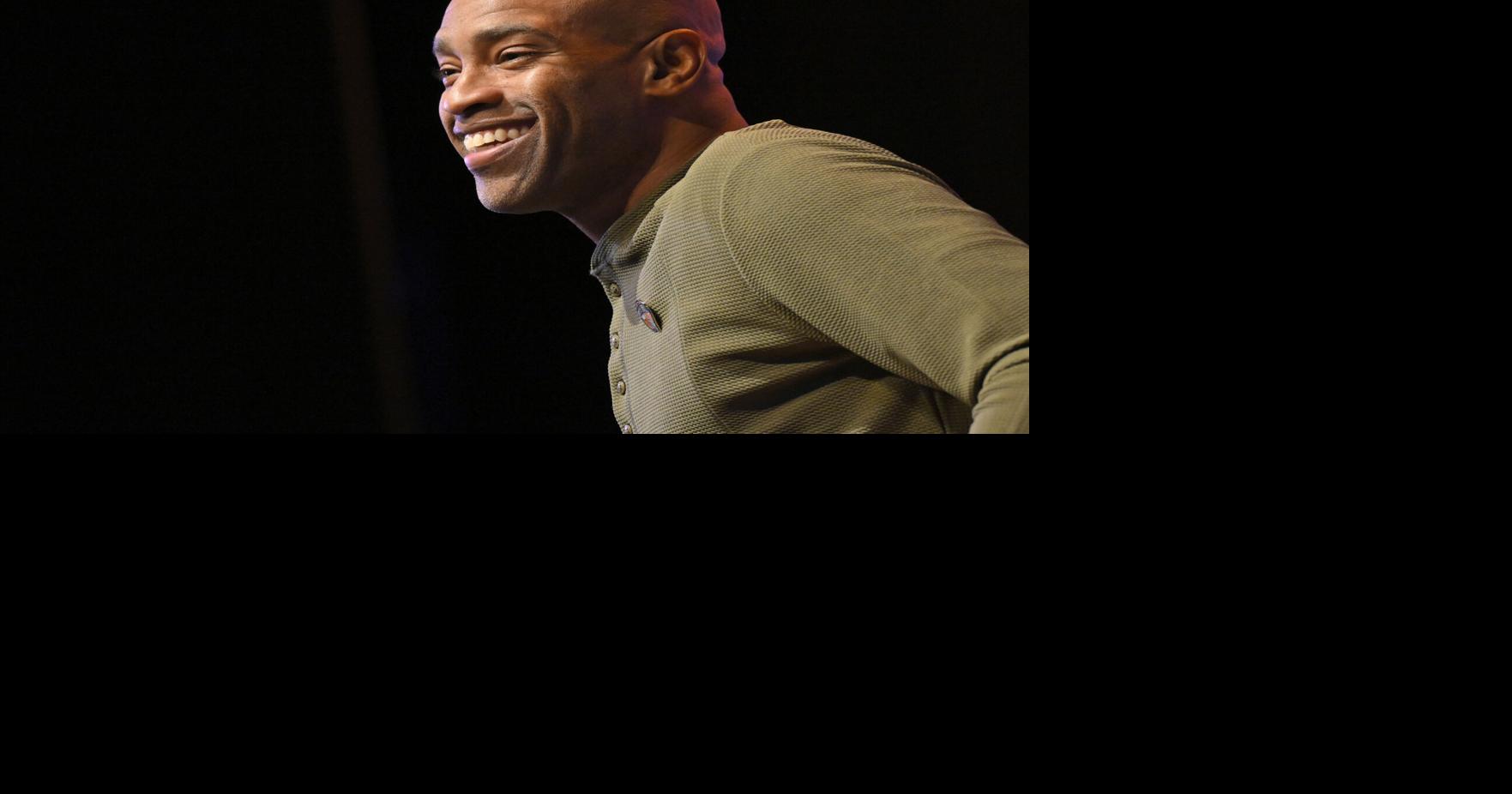 How Jordan, Bird helped Vince Carter make basketball shrine