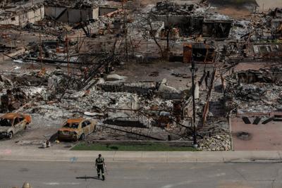 Report says Alberta government created command challenges fighting Jasper wildfire