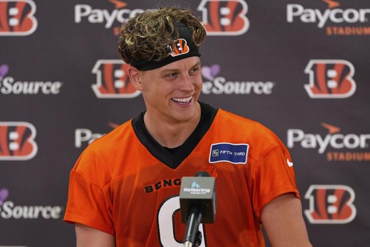 Bengals' Joe Burrow credits Peyton Manning for his involvement in Netflix's 'Quarterback' series