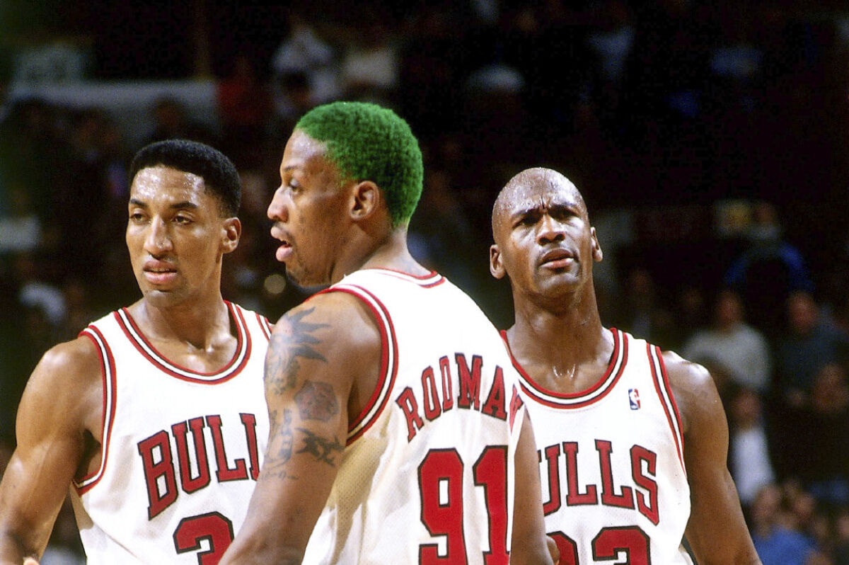 Dennis rodman hot sale 96 bulls