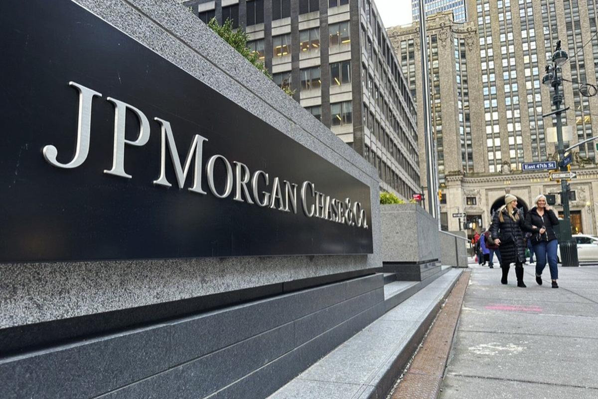 JPMorgan investment advisers leaning on in-house research amid global  volatility