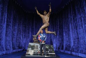 How the artists behind Joe Carter's walk-off homer statue created a monument to the Blue Jays' World Series titles