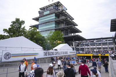 Penske gives command to start Indy 500, then watches McLaughlin crash out before the green flag