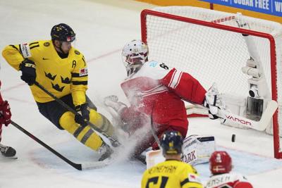 Sweden beats Denmark 6-2 to take bronze at ice hockey worlds