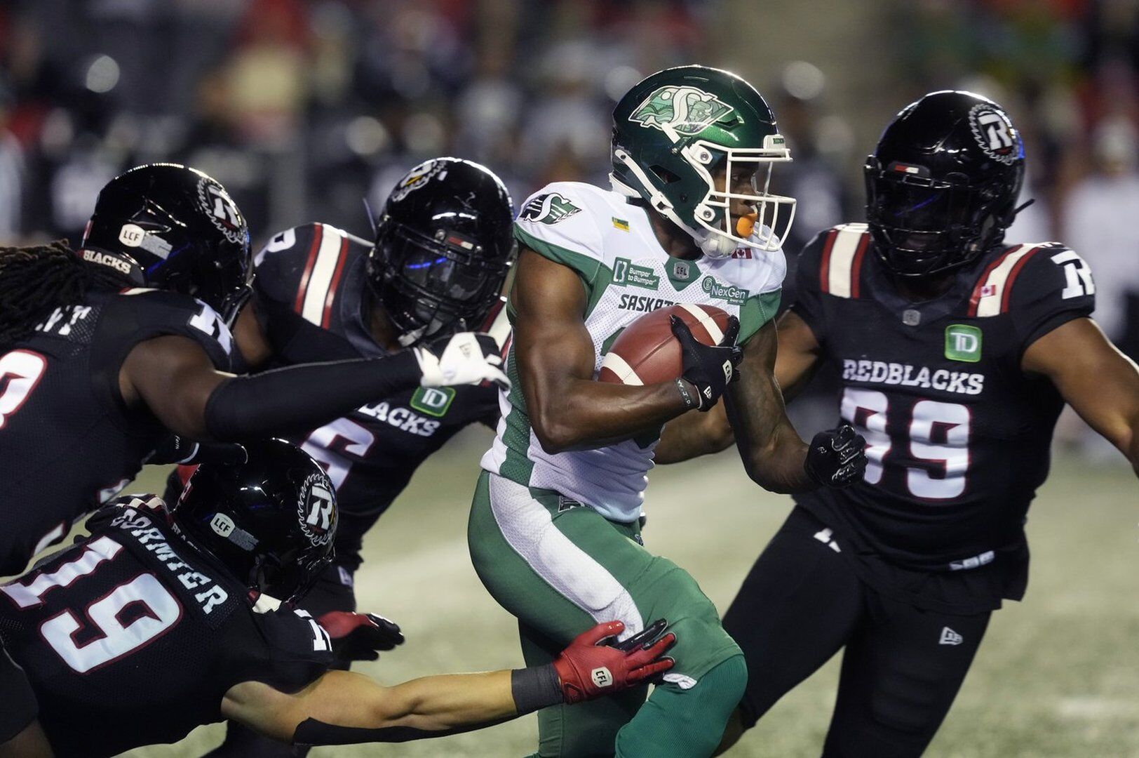 Roughriders snap losing streak, Redblacks' playoff hopes with 20-13 victory