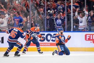 Henrique, Skinner help Oilers push Knights to brink of elimination with 3-0 win