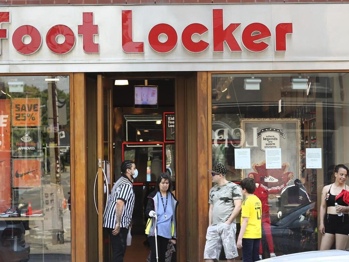 Dan marino shoes foot locker Clearance