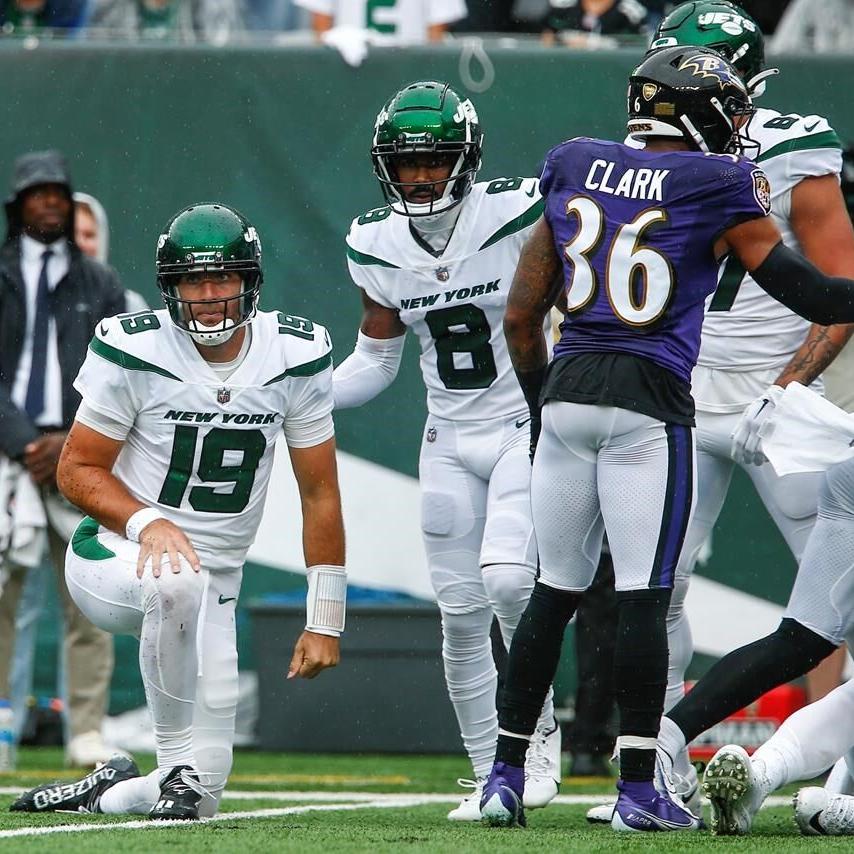 Lamar Jackson throws 3 TD passes, Ravens cruise past Jets 24-9