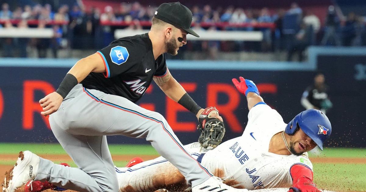 Blue Jays call up outfielder Clase and reliever Fisher; send down Roden and Tate