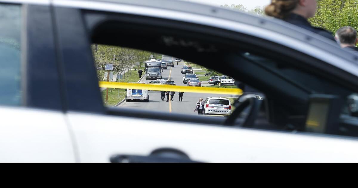 Police kill man with pellet gun near school