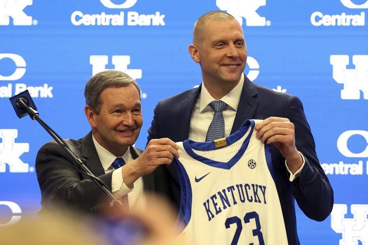 Mark Pope introduced as Kentucky's coach, affirms expectation that 'We ...