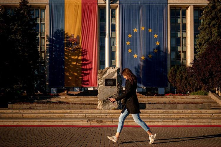 Moldovans to vote in critical parliamentary election fraught with Russian interference claims