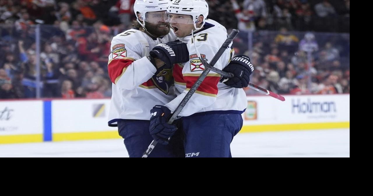 Reinhart's late goal lifts Panthers past Flyers 7-5
