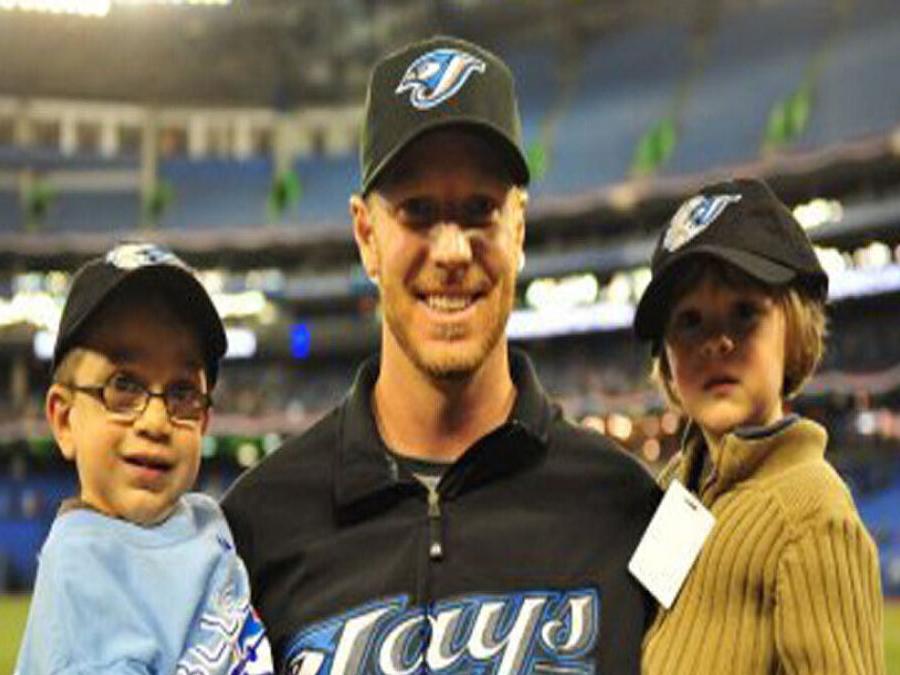 Blue Jays great Roy Halladay remembered for generosity off the field