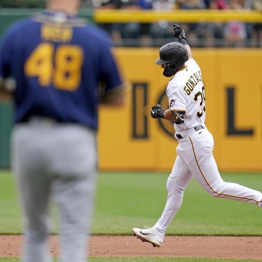 Contreras' 3-run homer leads Brewers over Pirates 6-3, maintains