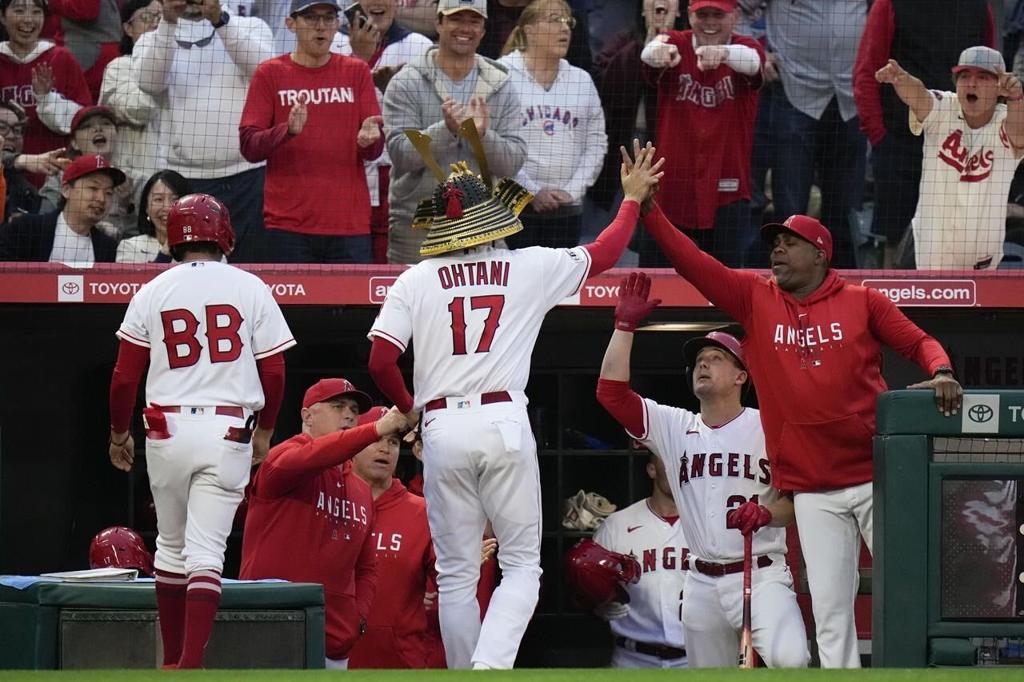 Shohei Ohtani Homers, Trout Comes Up Big in Angels' 7-4 Win over Cubs - The  Japan News