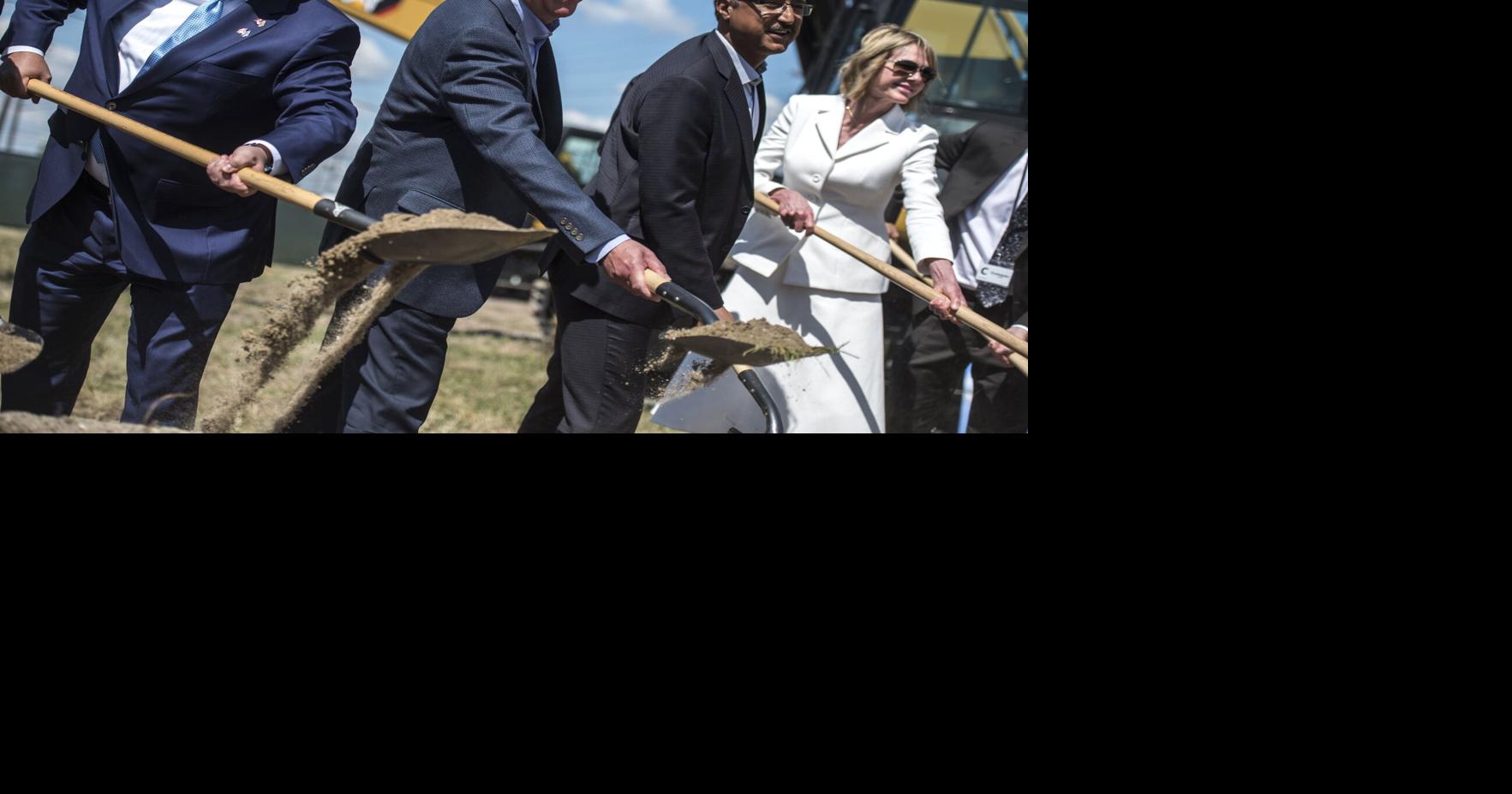 I&rsquo;m the former Michigan governor who negotiated the Gordie Howe bridge. Here&rsquo;s what Donald Trump gets wrong