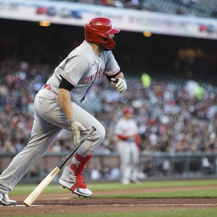 Ashcraft goes 8, Reds beat Giants 4-2 to halt 7-game skid