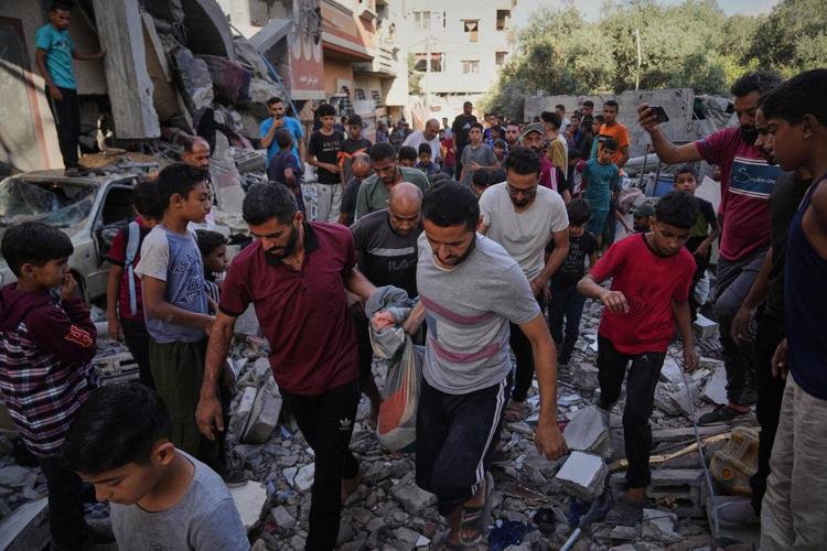 Airstrikes and gunfire kill at least 59 people in Gaza as pressure ...