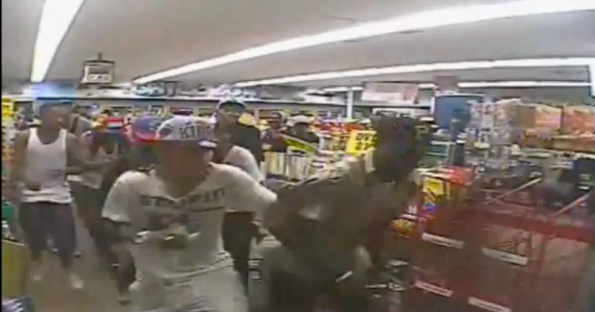 Flash Robbing ‘Flash robs’ invade Canada