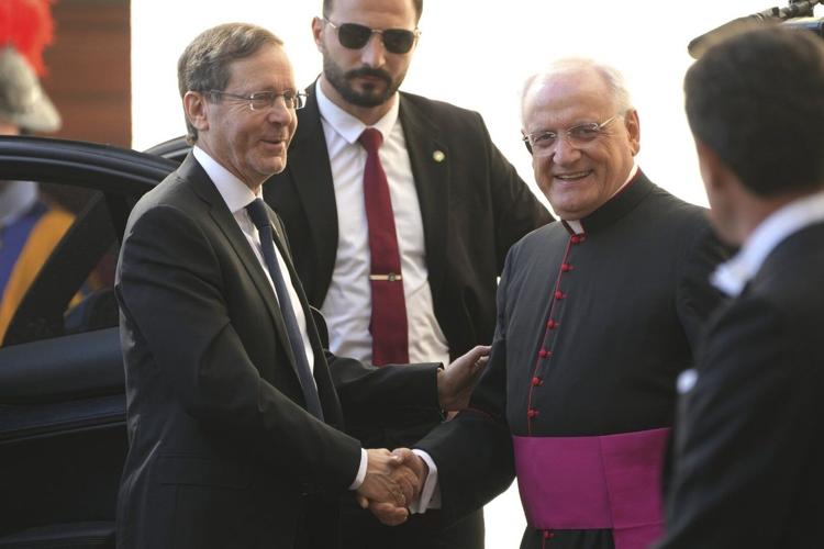 Pope Leo and Vatican insist on 2-state solution to end Gaza war during ...