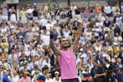 Carlos Alcaraz beats Novak Djokovic in 3 sets at the US Open to reach 3rd Grand Slam final in a row