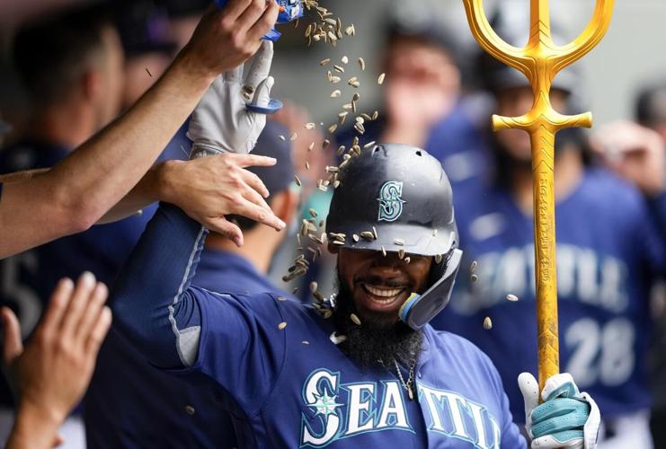 Mariners close out August with 21 wins after rallying past Oakland - The  Columbian