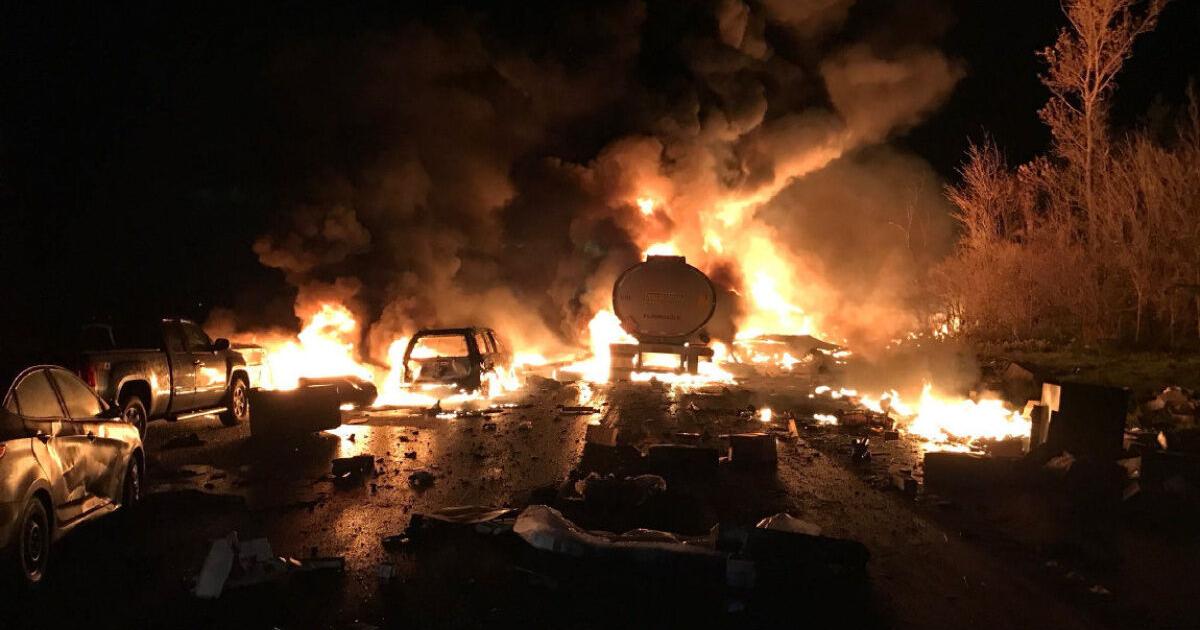 Highway 400 near Bradford completely reopens after fatal crash