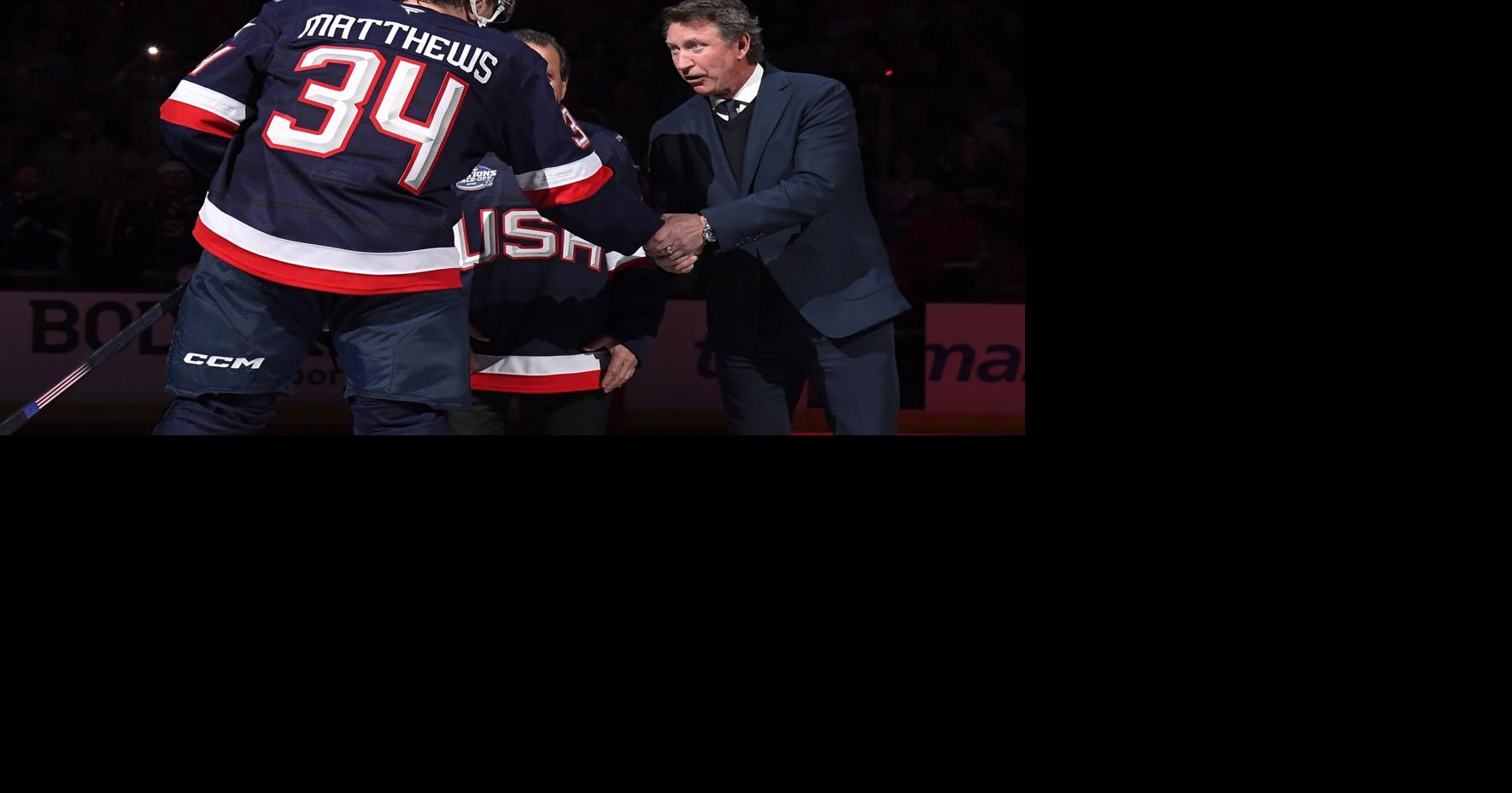 Damien Cox: Wayne Gretzky is no traitor. But silence on Trump’s Canadian threats speaks volumes