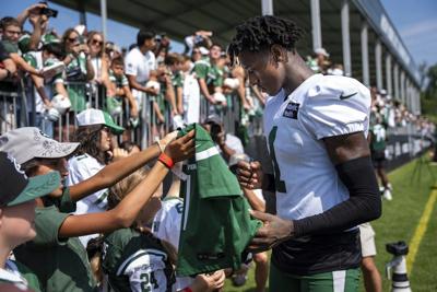 Jets' Sauce Gardner sits out practice with sore calf, status for preseason game vs. Giants uncertain