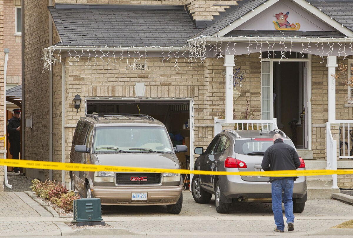 Mississauga man charged in stabbing death of wife