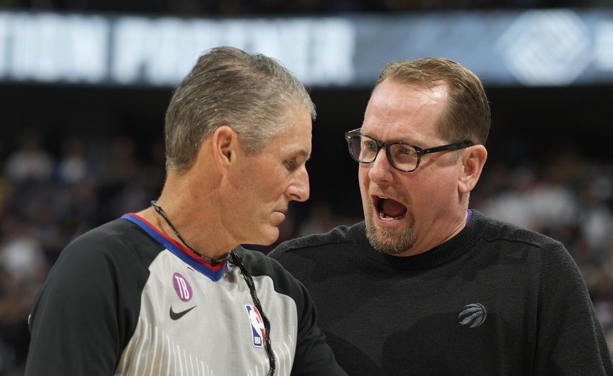 NBA ref Scott Foster is notorious among fans. Here's why