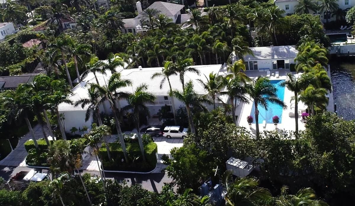 Location but a sordid history, too: Jeffrey Epstein's Palm Beach mansion  lingers on market for months