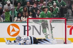 Dallas Stars going into playoffs without injured top goal scorer Jason Robertson
