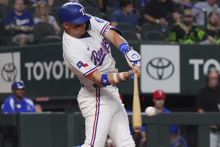 Jung's 2 homers back Leiter's solid start as Rangers beat struggling Rockies 4-1