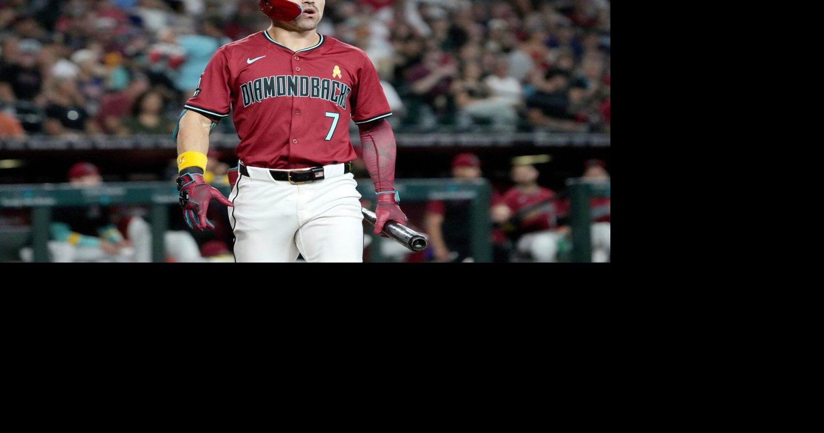 Dbacks star Corbin Carroll to miss WBC with broken bone in hand, AP source says