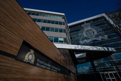 Man dead after B.C. RCMP shooting, woman's body found in home