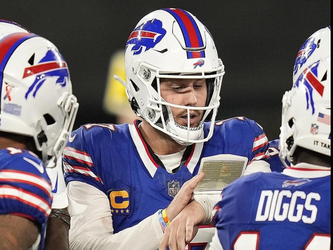 Former Wyoming QB Josh Allen bounces back in Bills' win