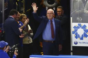 Ruff focuses on finishing job to fix the Sabres next year after 600th win as Buffalo's coach