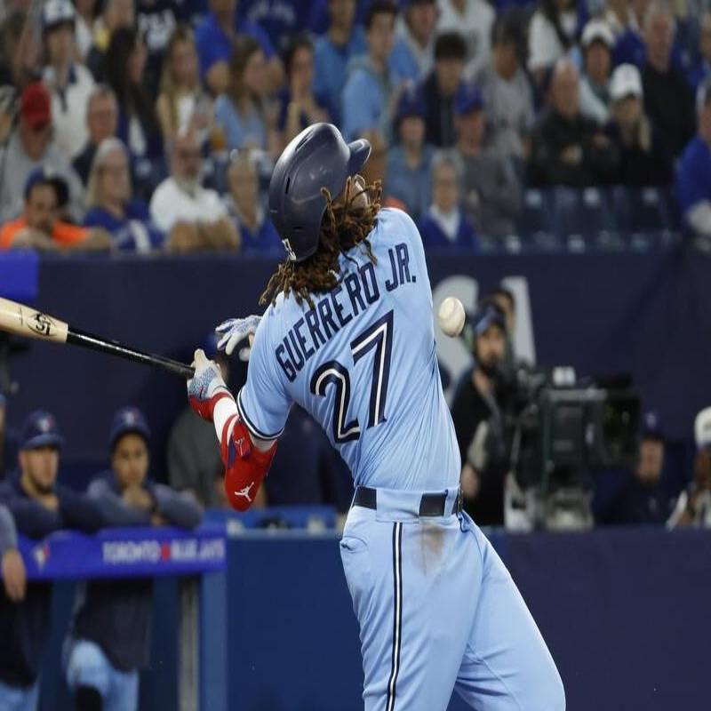 Blue Jays' Vladimir Guerrero Jr. homers three times, has hand stepped on  vs. Yankees 