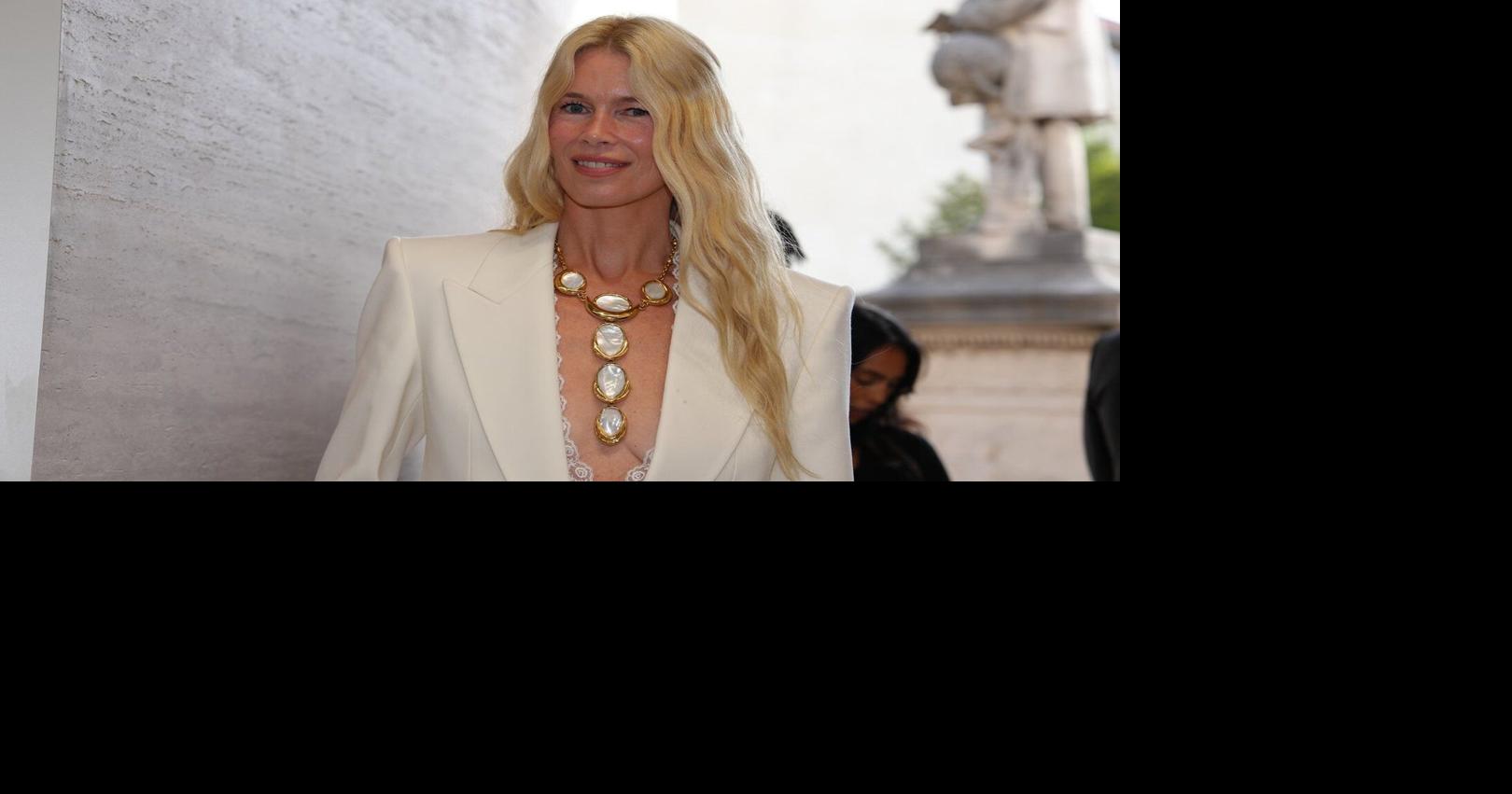 At Paris Fashion Week, Chloé bets on stars, lingerie and lace in a tougher luxury market - Toronto Star