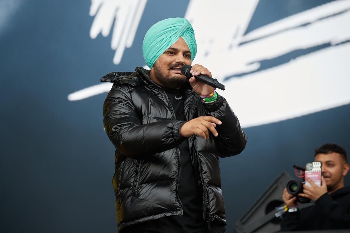 sidhu moose wala blue jacket