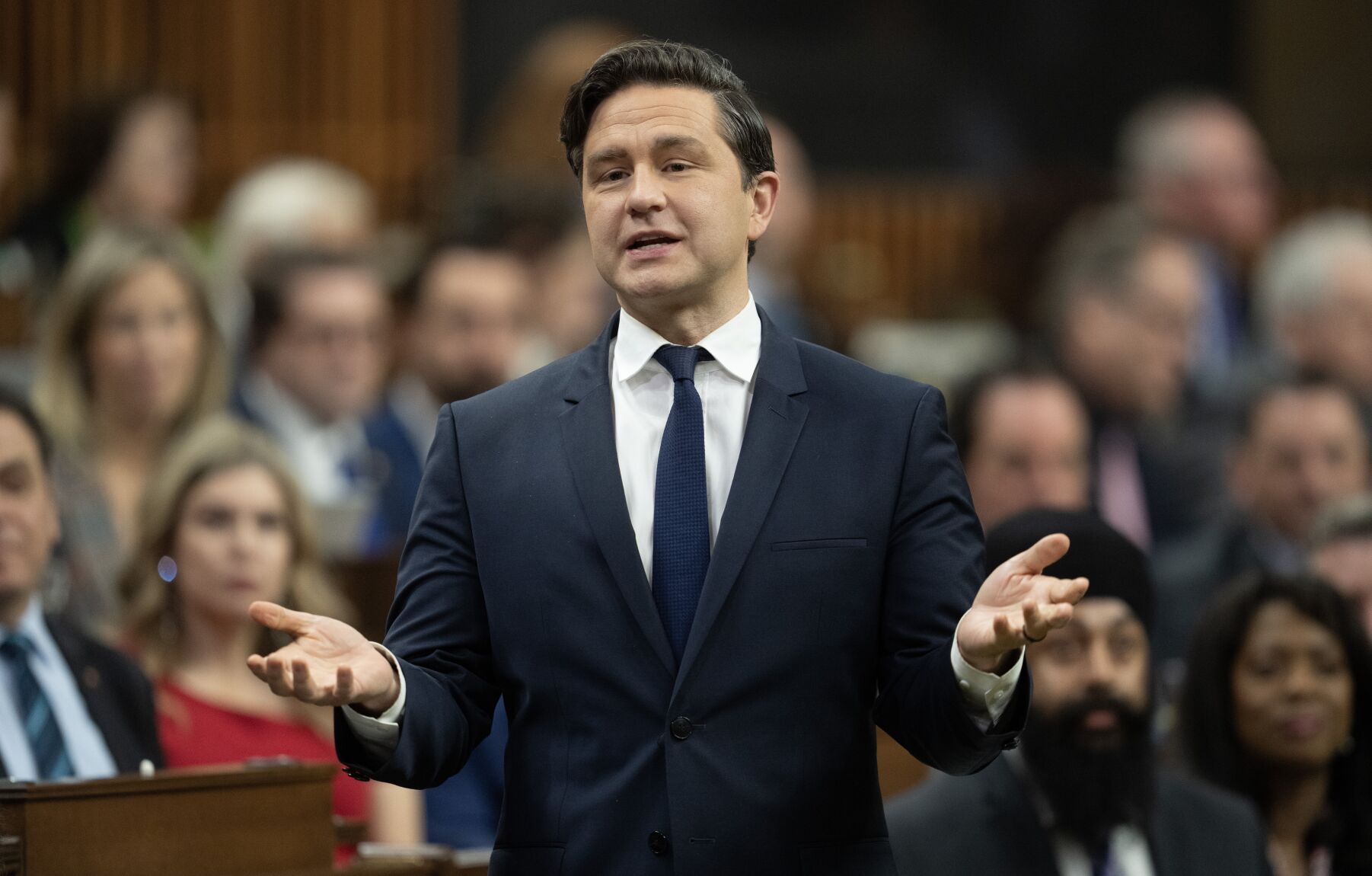 Trudeau's Liberals Gain Support At Expense Of Poilievre's Conservatives ...