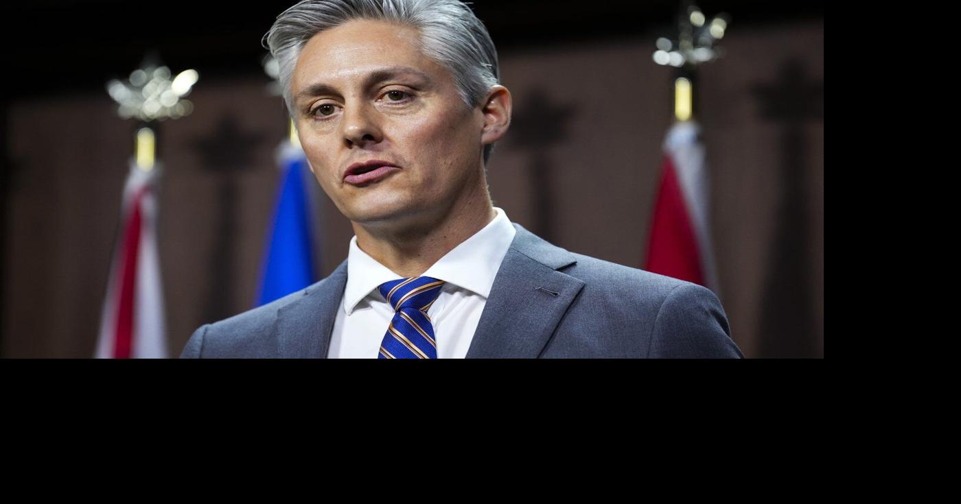 Federal money for Arctic projects should go the the territories: N.W.T premier